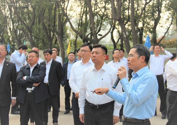 2018年10月30日，昆山市委书记杜小刚一行莅临公司神达项目部调研视察